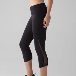 Lululemon Train Times Crop (17") Black great pre owned condition mesh detail